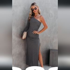 SUCH A STUNNER ONE SHOULDER RIBBED MAXI